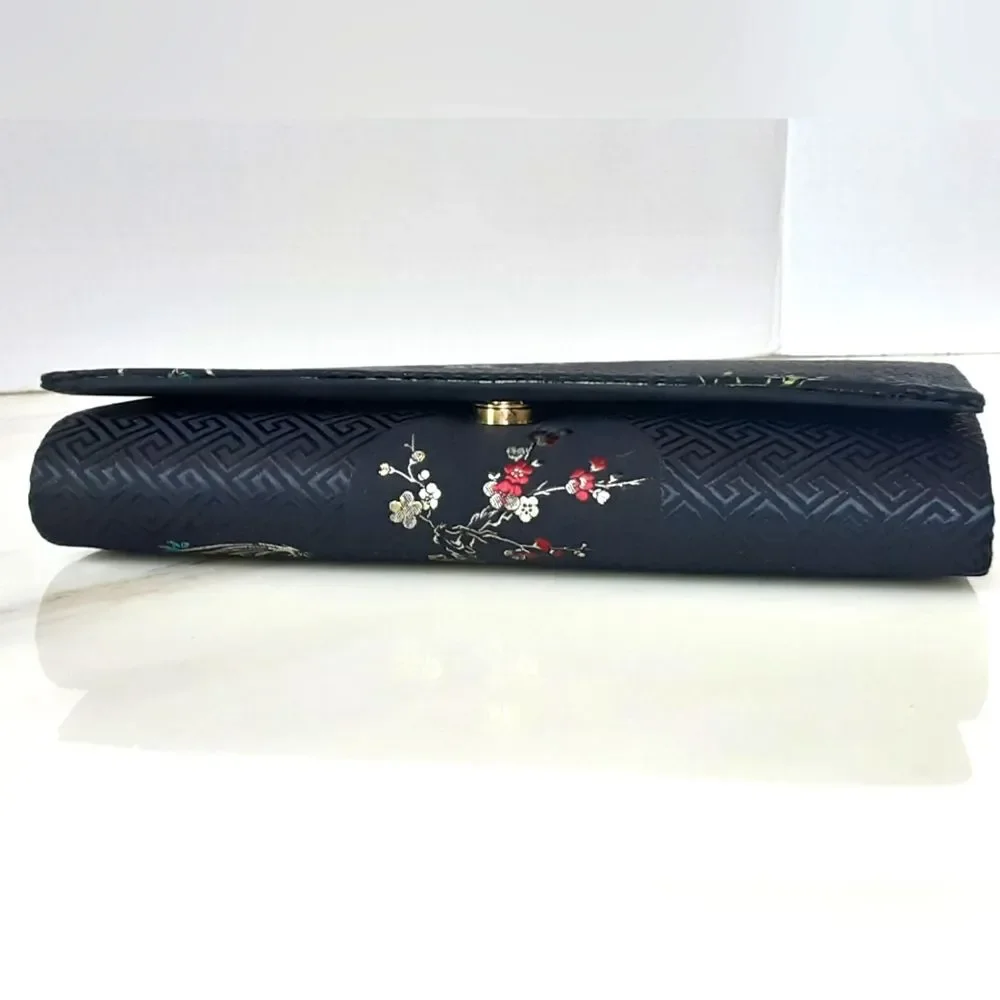 CAROLYN BARTON Japanese Kimono Silk Floral Embroidery Mirror Crossbody Clutch